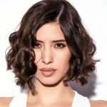 shampooexpert-andrea-7-femme-coupe-mi-longue-couleur-brun-coiffage-wavy-500