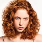 shampooexpert-savanah-2-femme-coupe-longue-couleur-cuivré-coiffage-boucle-balayage-lumière-500