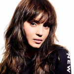 shampooexpert-shana-1-tab-femme-coupe-longue-couleur-brun-coiffage-wavy-500-frange